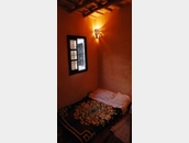 LES ROCHES ARMED 05.jpg